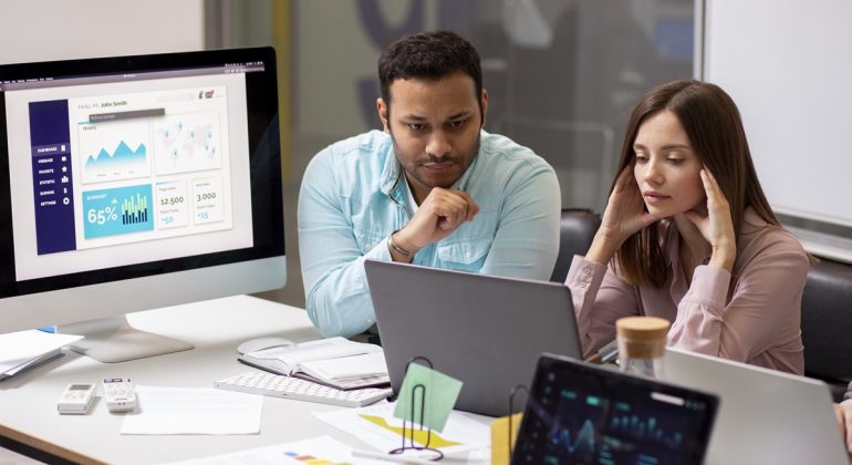 What types of IT consulting services are available?